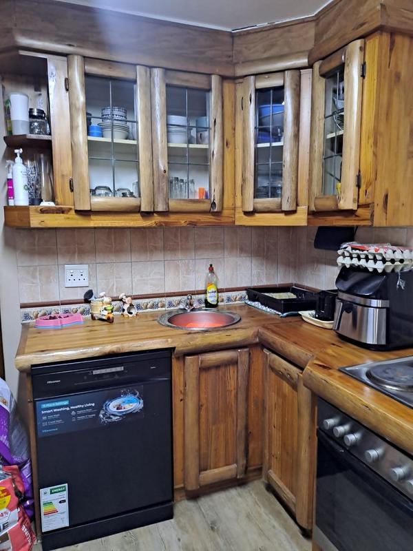 To Let 3 Bedroom Property for Rent in Vredekloof Heights Western Cape